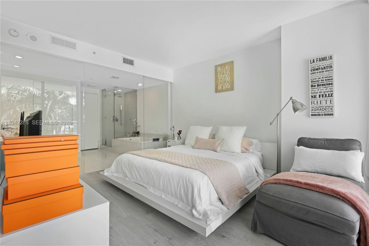 650 NE 32nd St , Unit 703, Miami, FL 33137 Photo