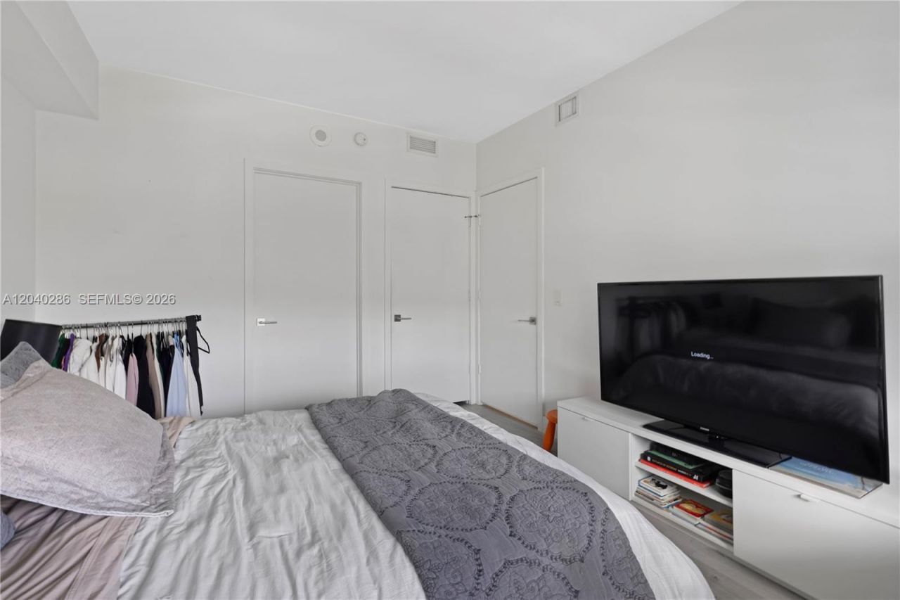 650 NE 32nd St , Unit 703, Miami, FL 33137 Photo