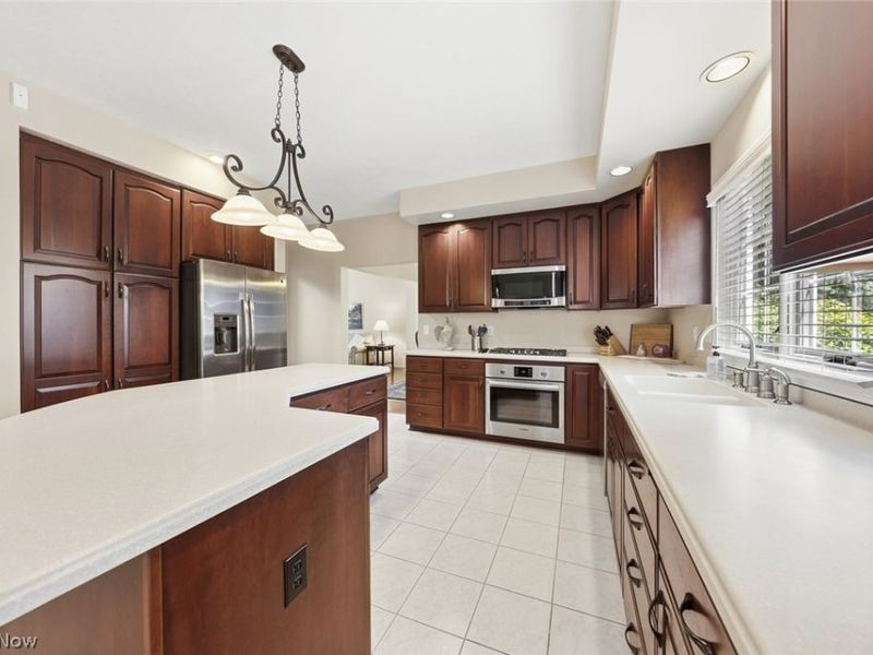 31729 Commodore Court, Avon Lake, OH 44012 Photo 12