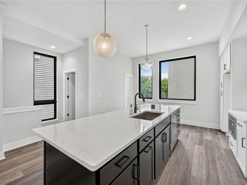 1495 E Superior Avenue, Unit 27, Cleveland, OH 44114 Photo 13
