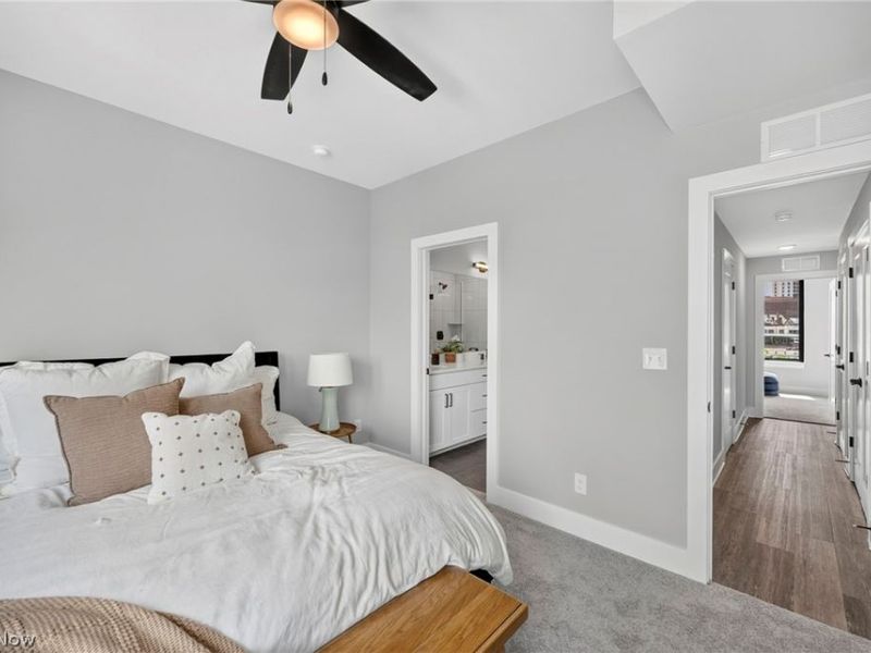 1495 E Superior Avenue, Unit 27, Cleveland, OH 44114 Photo 21