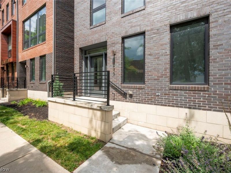 1495 E Superior Avenue, Unit 27, Cleveland, OH 44114 Photo 4