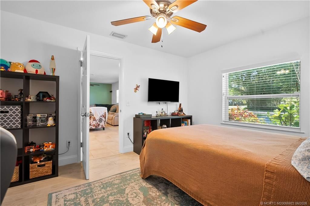 523 SE Dolphin Drive, Stuart, FL 34996 Photo