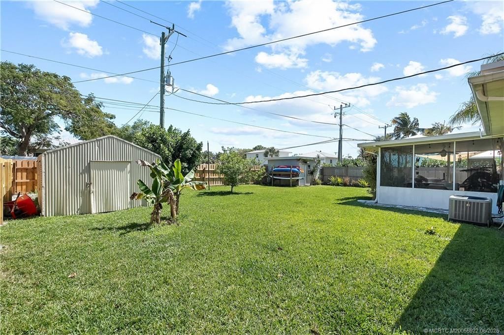 523 SE Dolphin Drive, Stuart, FL 34996 Photo