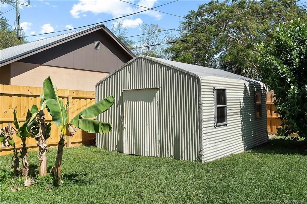 523 SE Dolphin Drive, Stuart, FL 34996 Photo