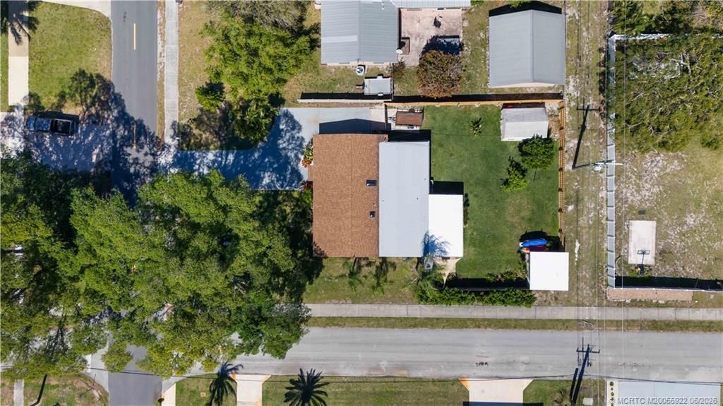 523 SE Dolphin Drive, Stuart, FL 34996 Photo