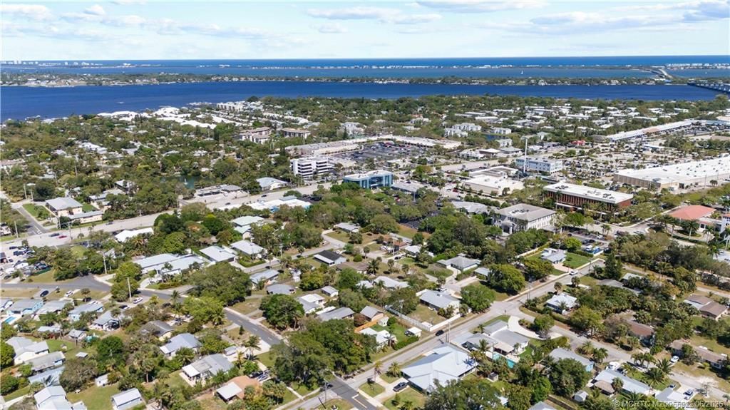 523 SE Dolphin Drive, Stuart, FL 34996 Photo