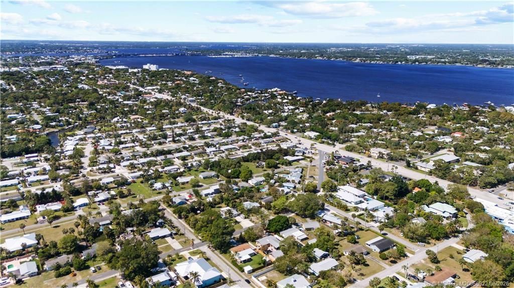 523 SE Dolphin Drive, Stuart, FL 34996 Photo