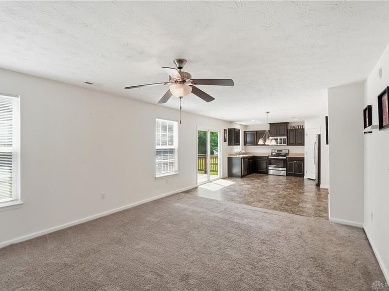 196 Rapids Drive, Fairborn, OH 45324 Photo 7