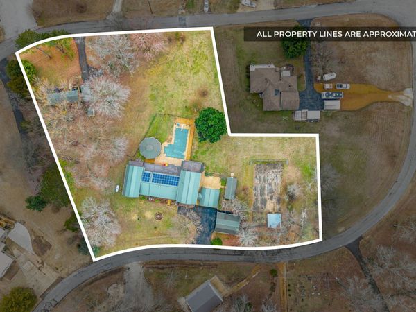 369 Holiday Acres Dr , Springville, TN 38256