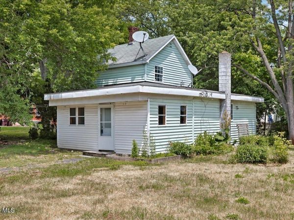 7 Clearwater Street, Ravena, NY 12143