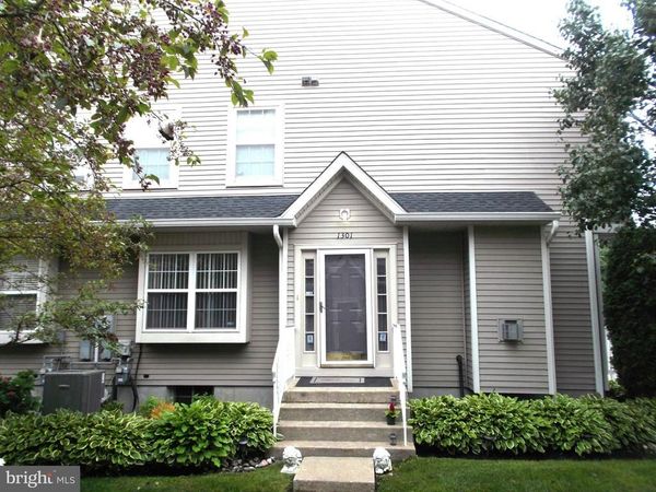 1301 COVENTRY WAY, MOUNT LAUREL, NJ 08054