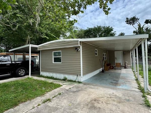21310 CAMPBELL DRIVE , BROOKSVILLE, FL 34601