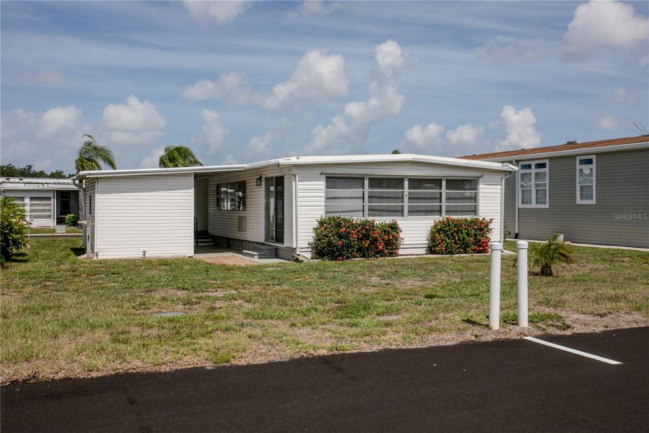115 White Oak Way, Sarasota, FL 34237 Photo