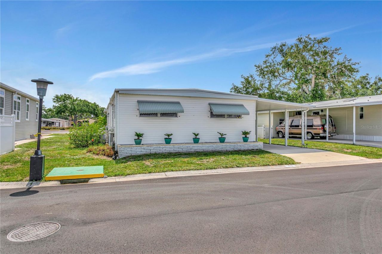 115 White Oak Way, Sarasota, FL 34237 Photo