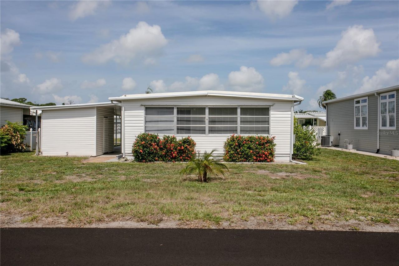 115 White Oak Way, Sarasota, FL 34237 Photo