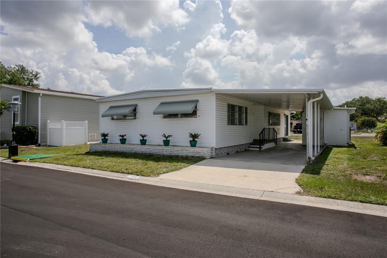 115 White Oak Way, Sarasota, FL 34237 Photo