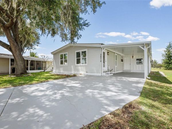 34010 ESTATES LANE , WESLEY CHAPEL, FL 33543