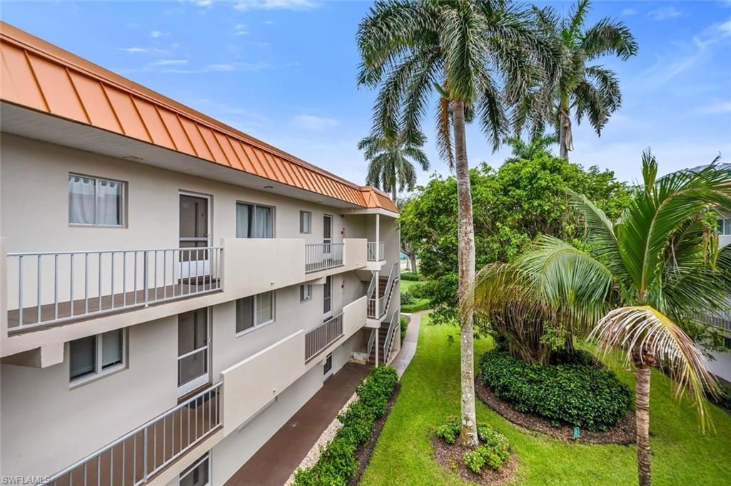 1100 Gulf Shore Blvd N, Unit 312, Naples, FL 34102 Photo