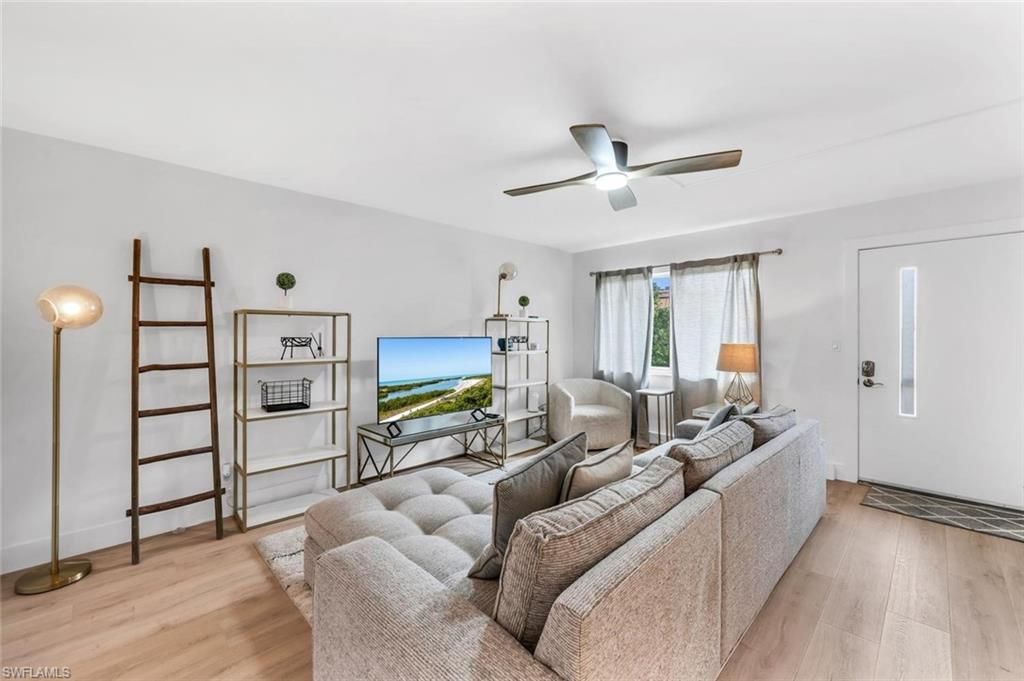 1100 Gulf Shore Blvd N, Unit 312, Naples, FL 34102 Photo
