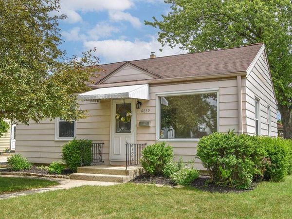 6639 W Bennett AVENUE, Milwaukee, WI 53219