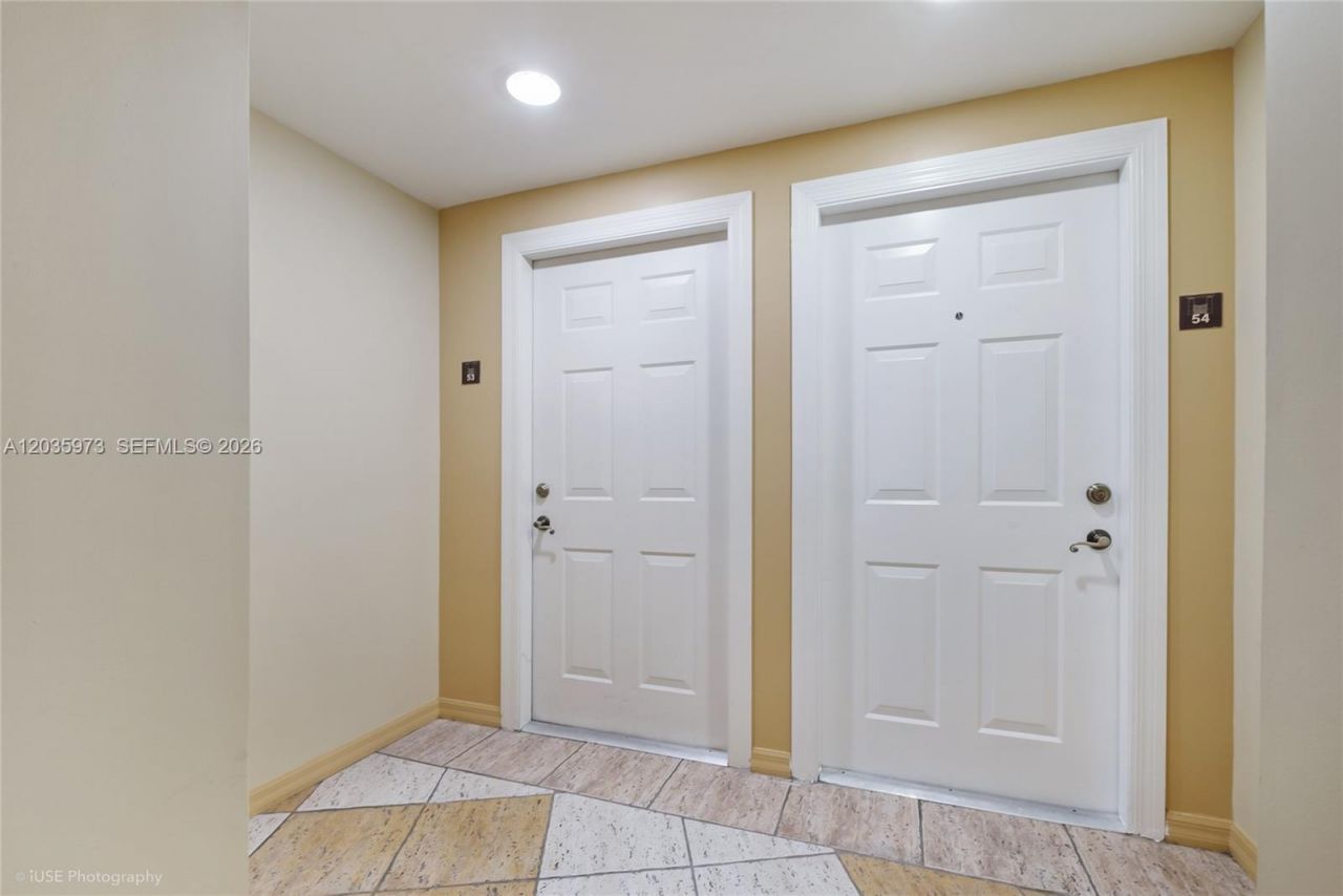 2630 SW 28th St , Unit 53, Miami, FL 33133 Photo