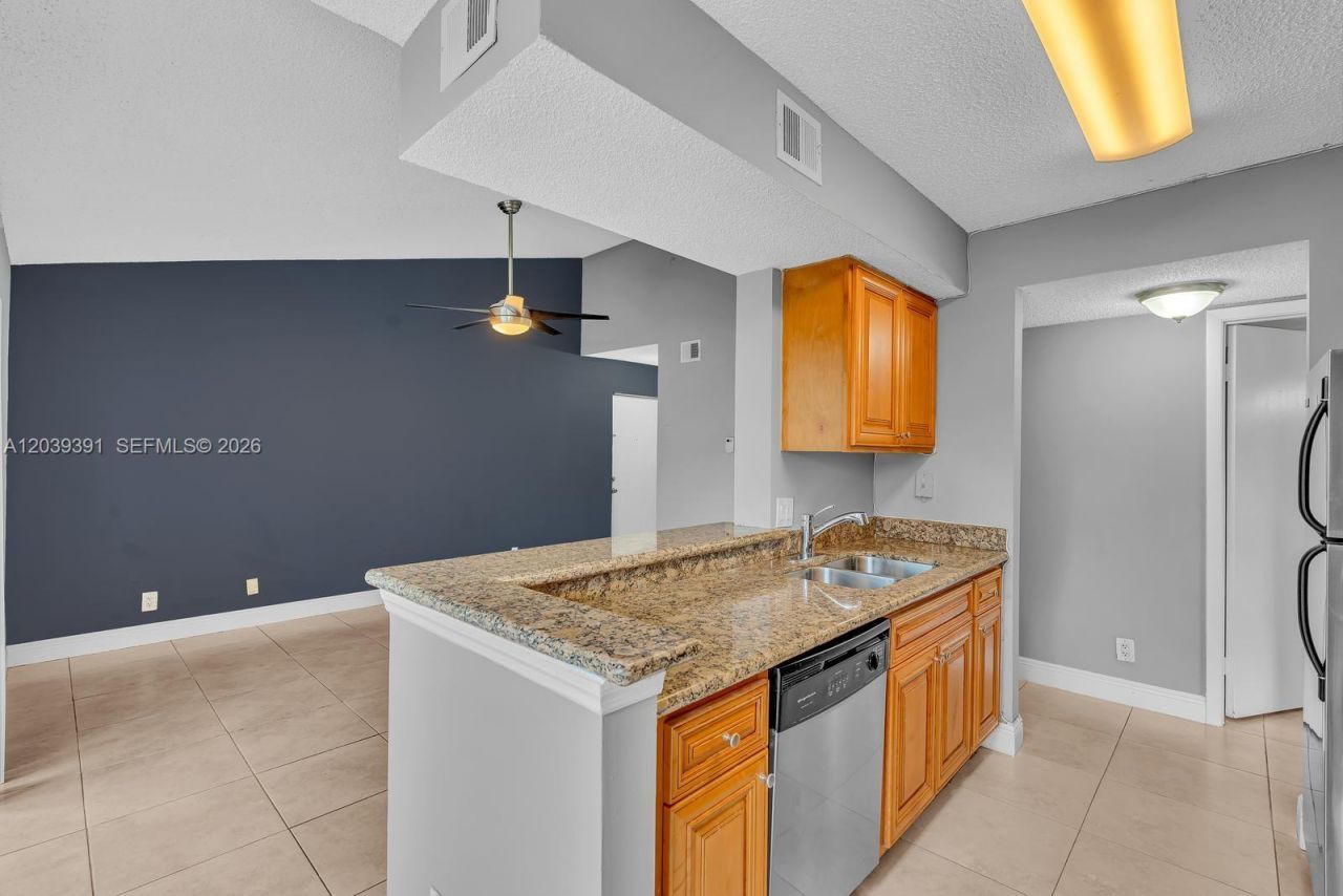 5740 Rock Island Rd , Unit 299, Tamarac, FL 33319 Photo