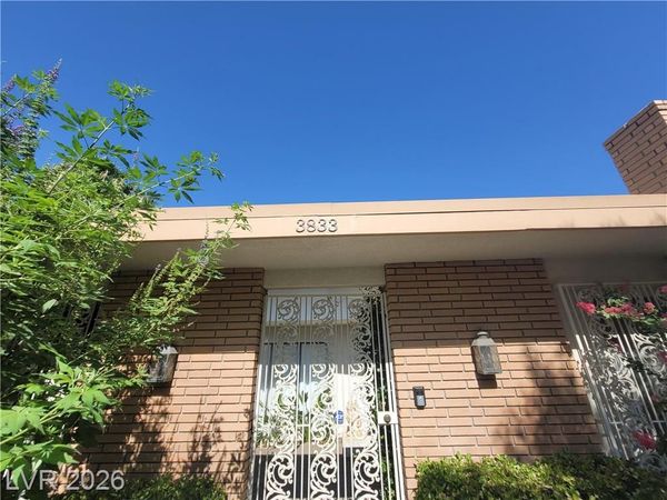 3833 S Eastern Avenue, Las Vegas, NV 89169
