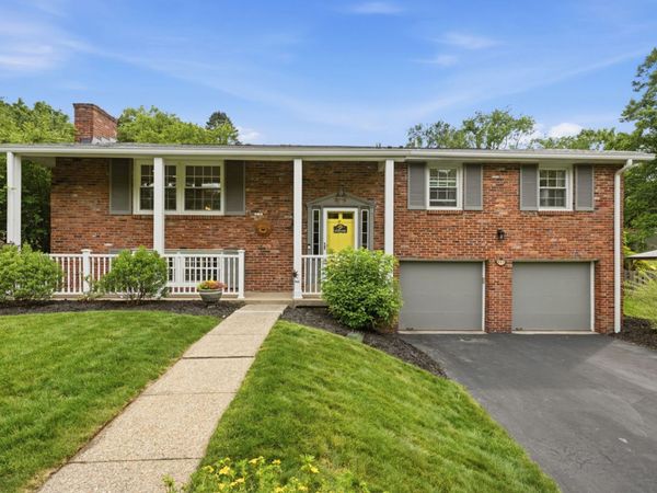 113 Farmingdale Drive, Wexford, PA 15090