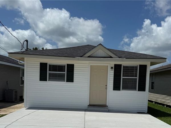 228 MEGAN Street , Luling, LA 70070
