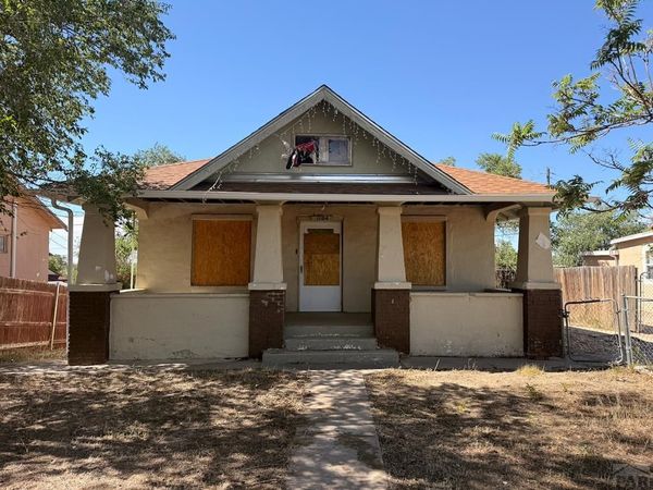 1104 E 2nd St, Pueblo, CO 81001