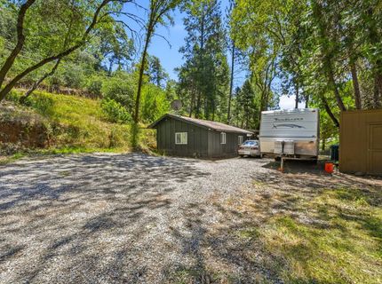 18527 Cherry Creek Rd, Grass Valley, CA 95949 Photo