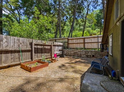 18527 Cherry Creek Rd, Grass Valley, CA 95949 Photo