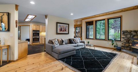 16139 Lancaster Place, Truckee, CA 96161 Photo