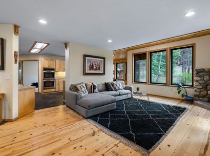 16139 Lancaster Place, Truckee, CA 96161 Photo