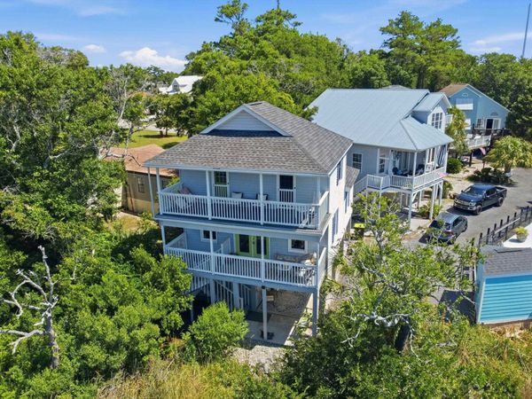 1104 Osprey Ct., Murrells Inlet, SC 29576