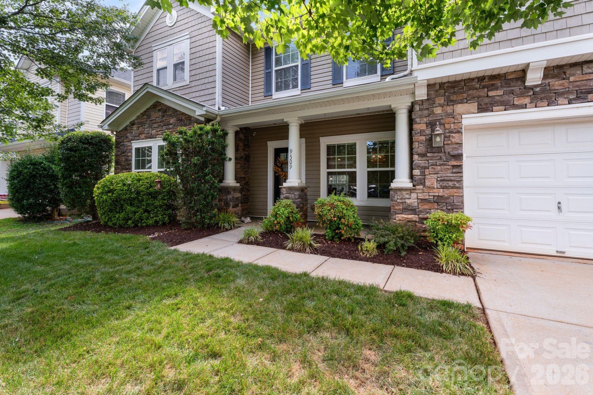 9509 Seamill Road, Charlotte, NC 28278 Main Photo