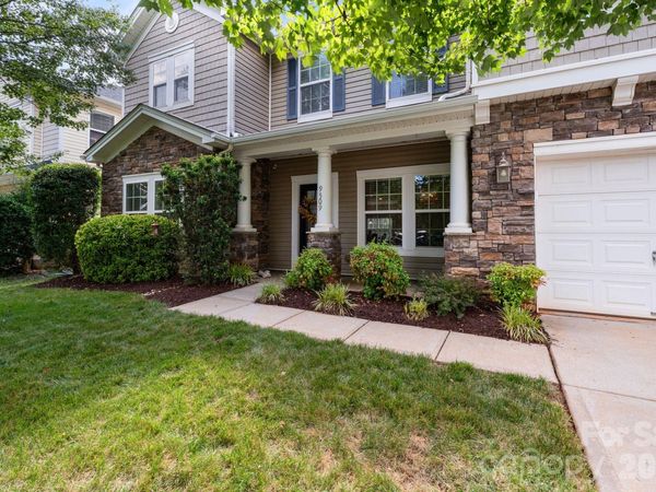9509 Seamill Road, Charlotte, NC 28278