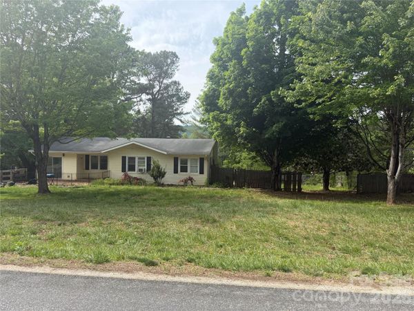2723 Tatertown Loop , Nebo, NC 28761