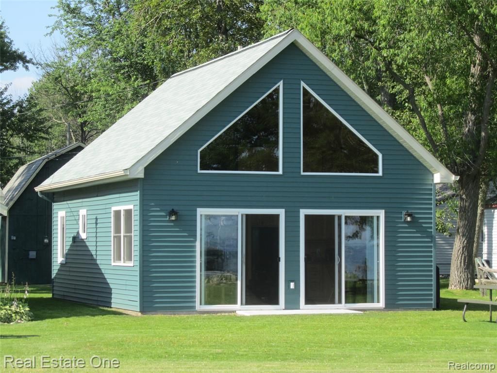 8175 E Houghton Lake, Markey Township, MI 48629 Main Photo