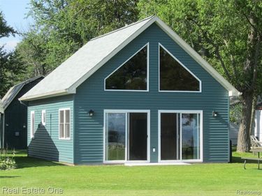 8175 E HOUGHTON LAKE, Markey Twp, MI 48629