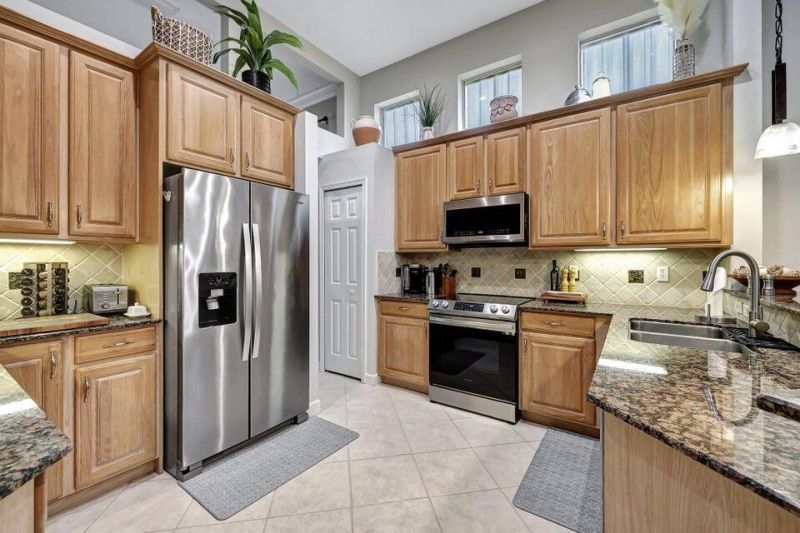 7602 Greenbrier Circle, Port Saint Lucie, FL 34986 Photo
