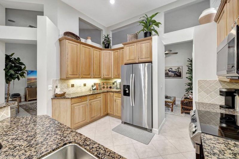 7602 Greenbrier Circle, Port Saint Lucie, FL 34986 Photo