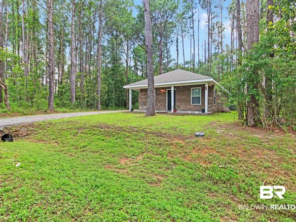10 Middleton Lane, Atmore, AL 36502