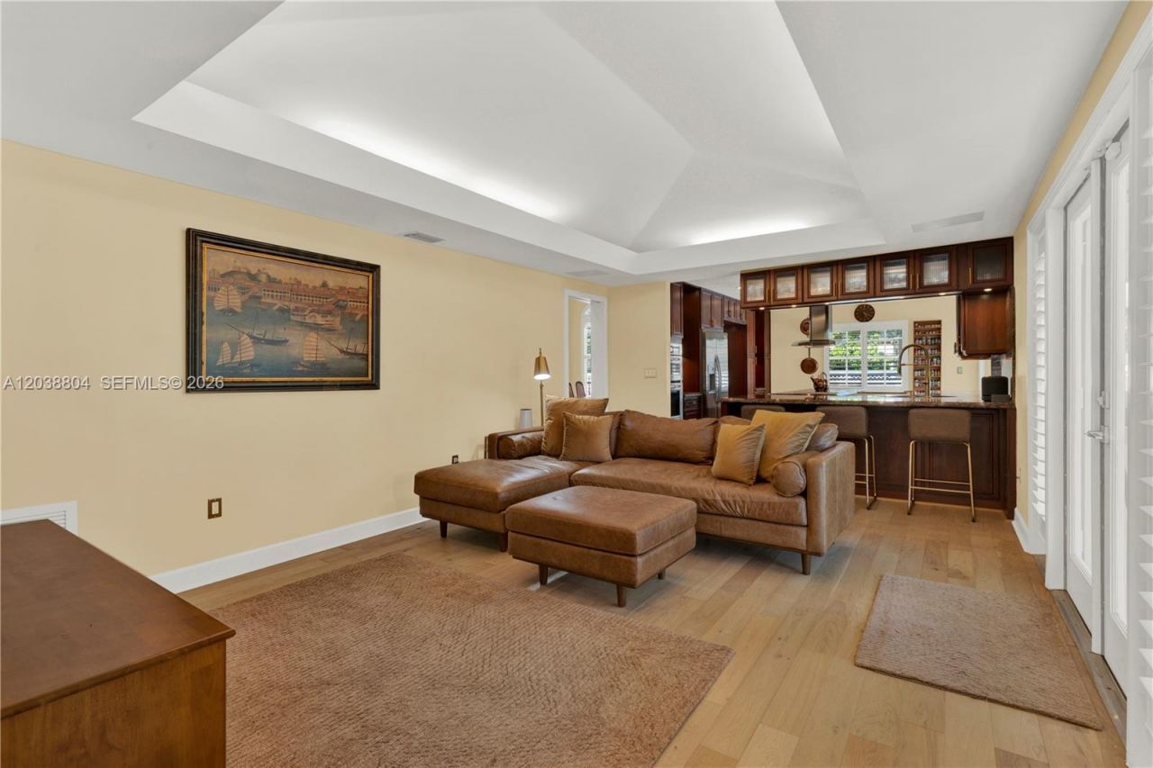 8940 SW 160th St, Palmetto Bay, FL 33157 Photo