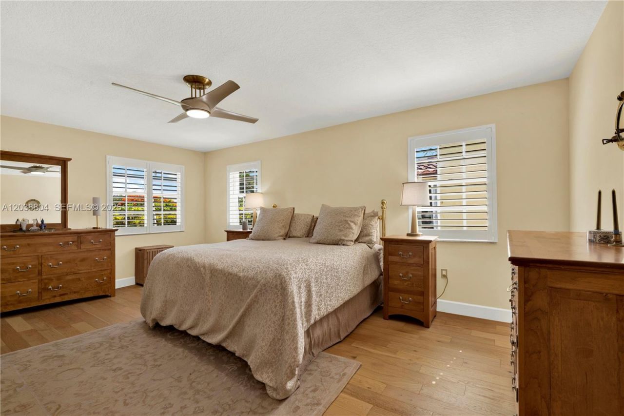 8940 SW 160th St, Palmetto Bay, FL 33157 Photo