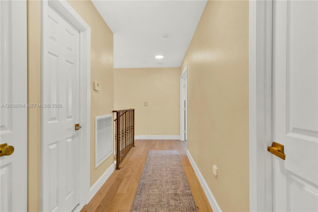 8940 SW 160th St, Palmetto Bay, FL 33157 Photo