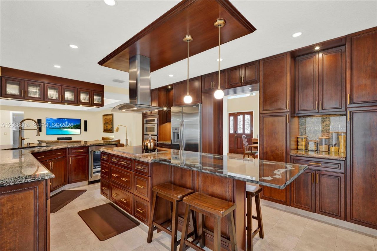 8940 SW 160th St, Palmetto Bay, FL 33157 Photo