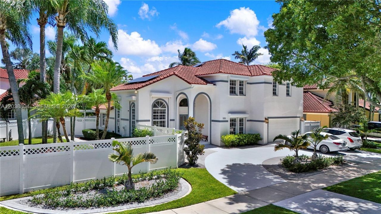8940 SW 160th St, Palmetto Bay, FL 33157 Photo