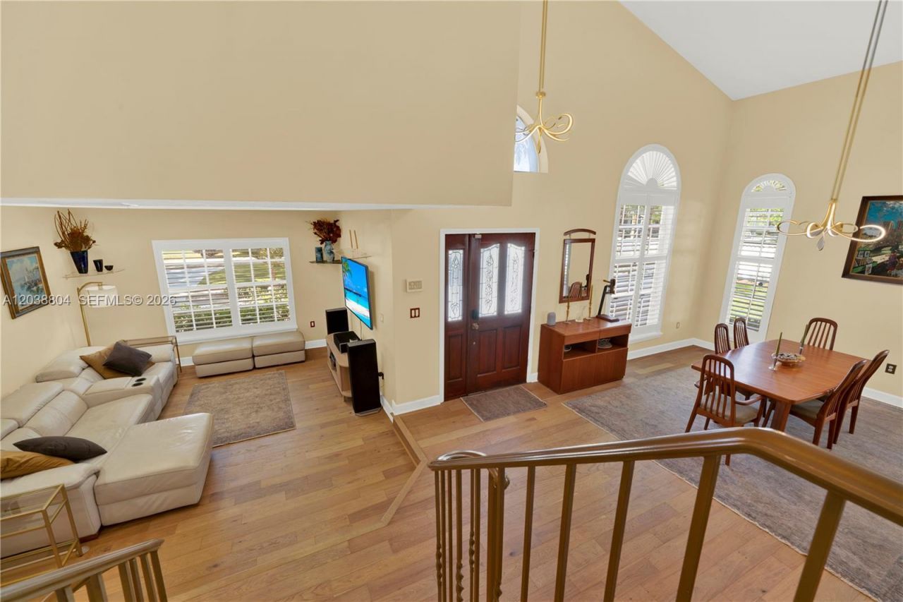 8940 SW 160th St, Palmetto Bay, FL 33157 Photo